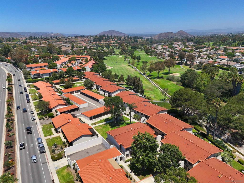 12140 Rancho Bernardo Dr B Property Photo 27