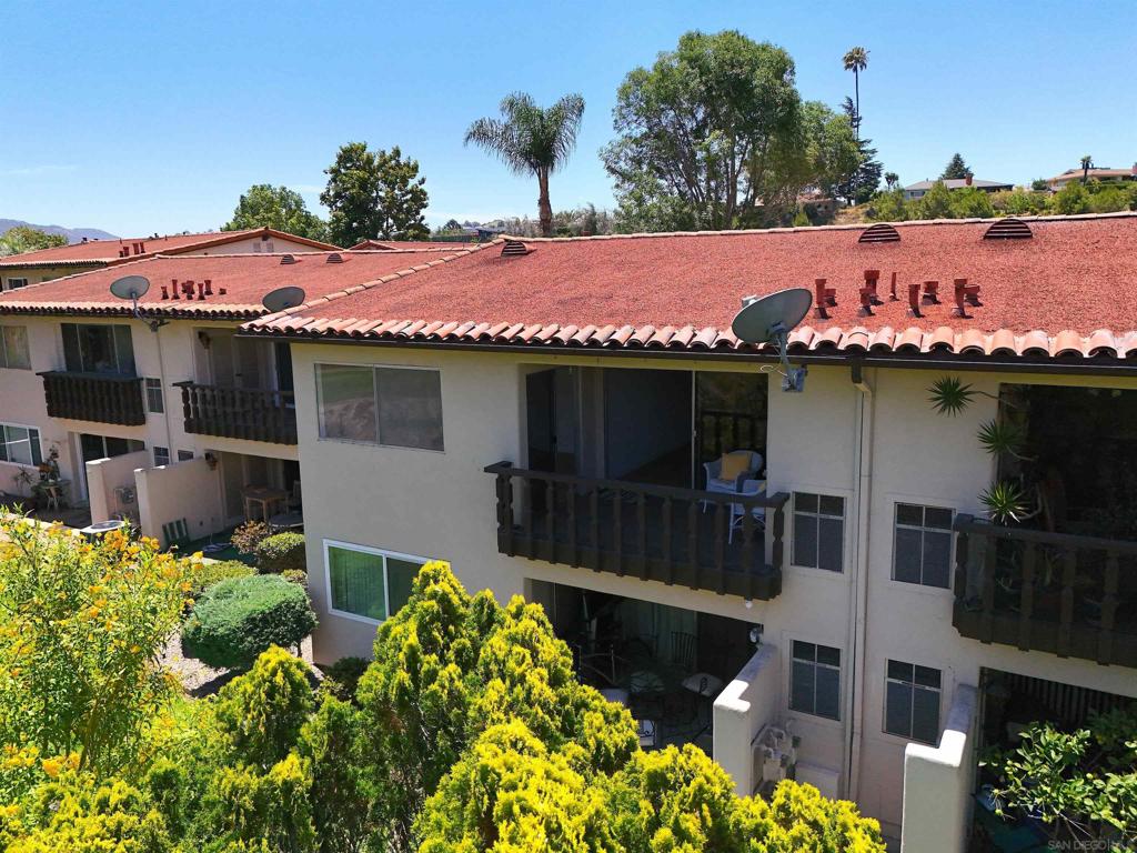 12140 Rancho Bernardo Dr B Property Photo 34