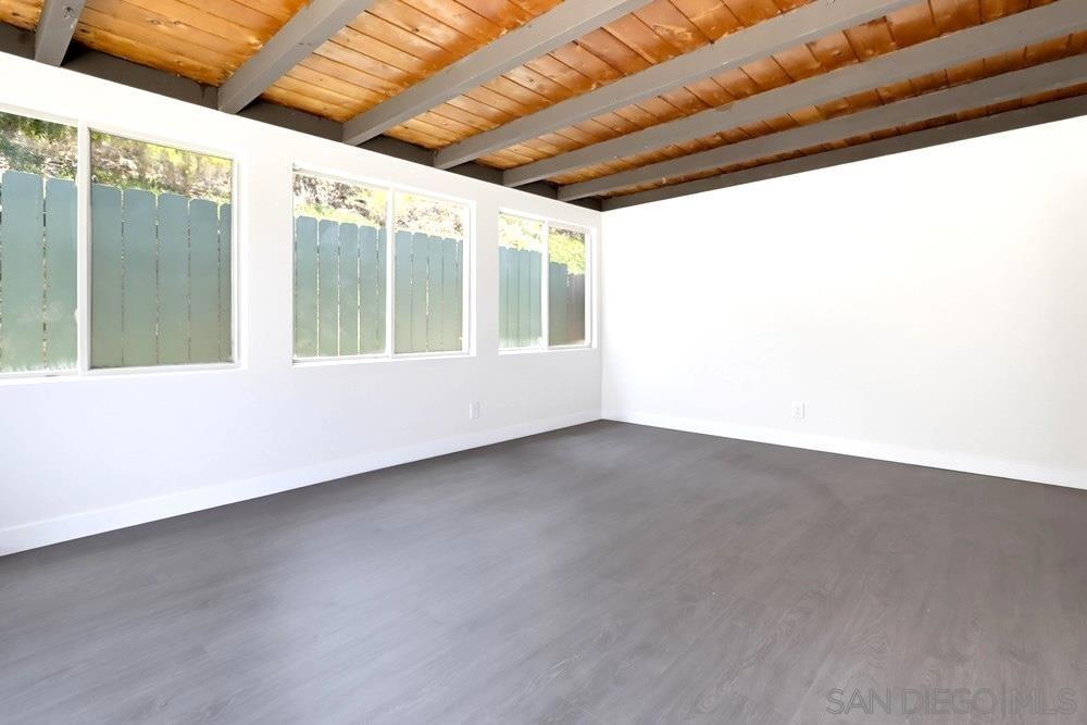 8837 Terrarama Property Photo 15