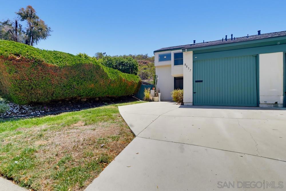 8837 Terrarama Property Photo 32