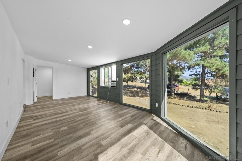 12049 Coping Pl Property Photo 8