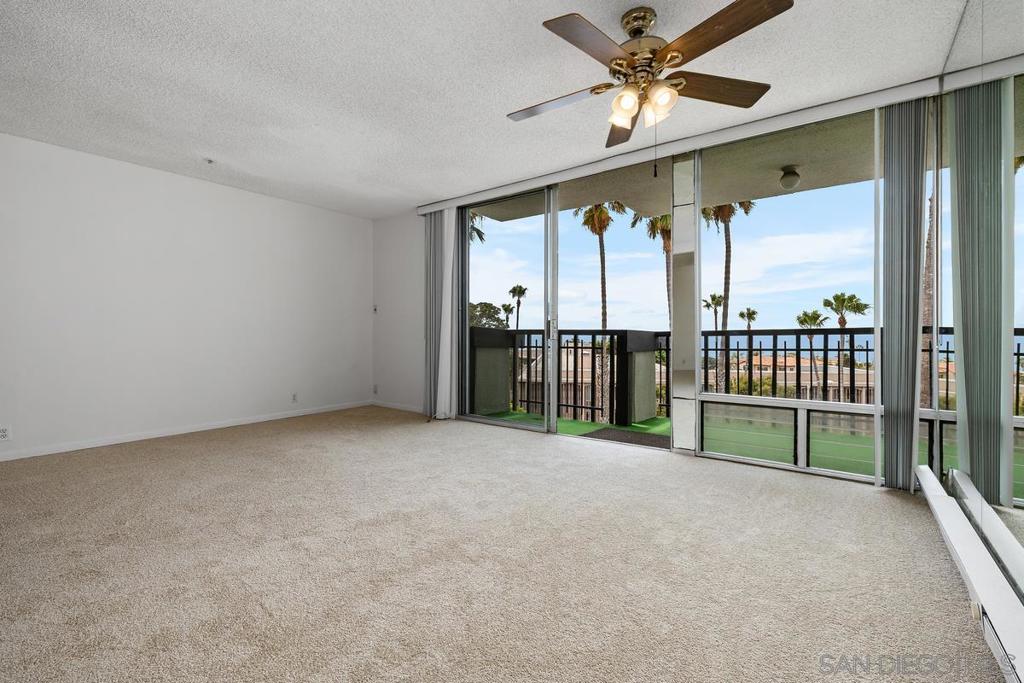727 Sapphire Street 405 Property Photo 6