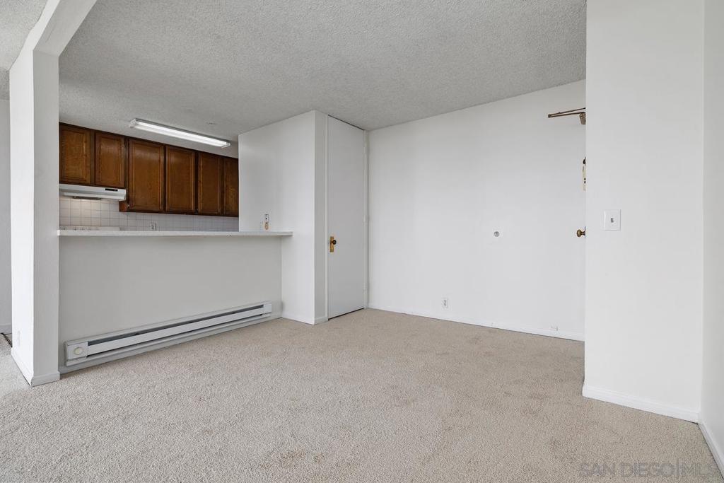 727 Sapphire Street 405 Property Photo 11