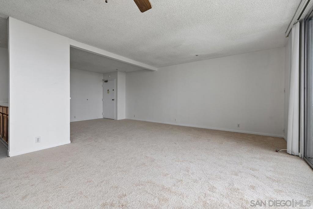 727 Sapphire Street 405 Property Photo 12