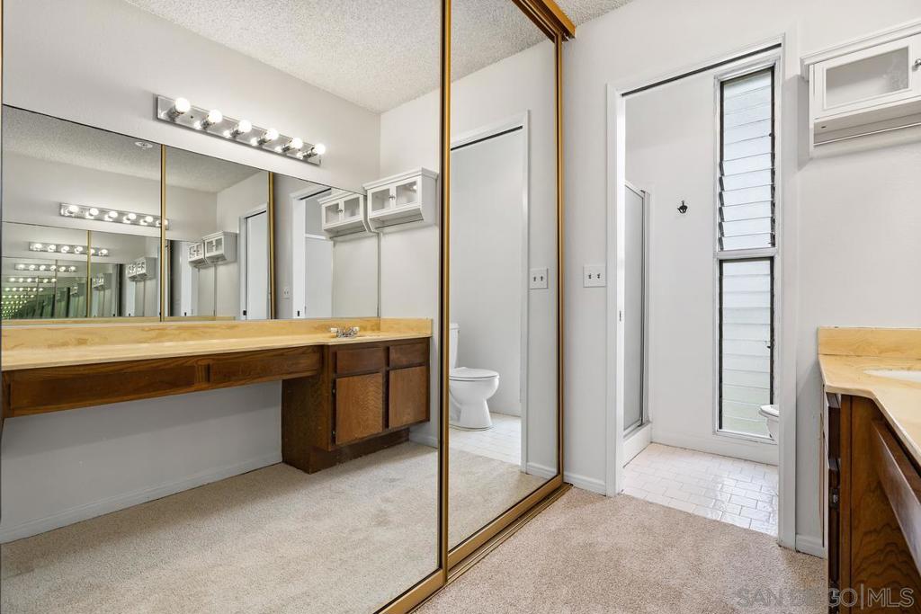727 Sapphire Street 405 Property Photo 21