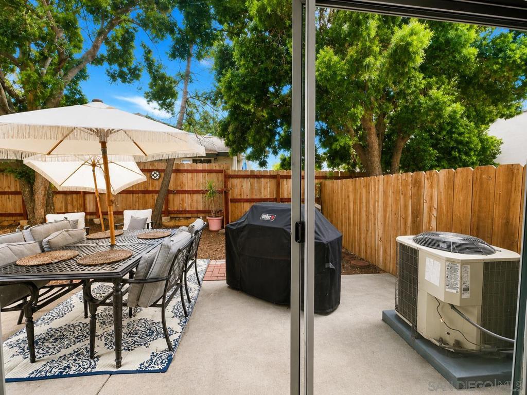 360 Claydelle Ave Property Photo 19