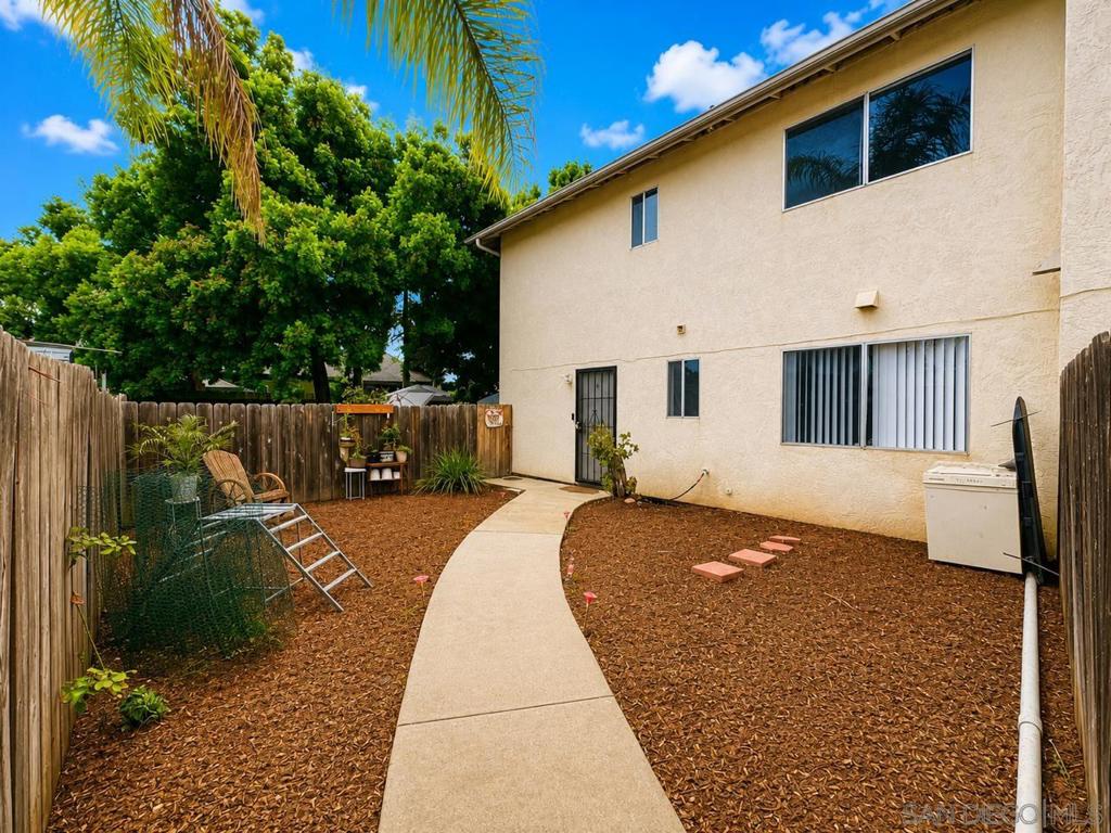 360 Claydelle Ave Property Photo 21
