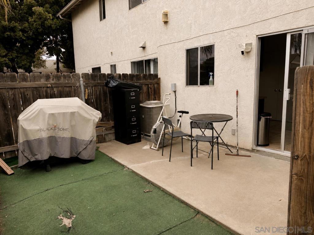 360 Claydelle Ave Property Photo 24