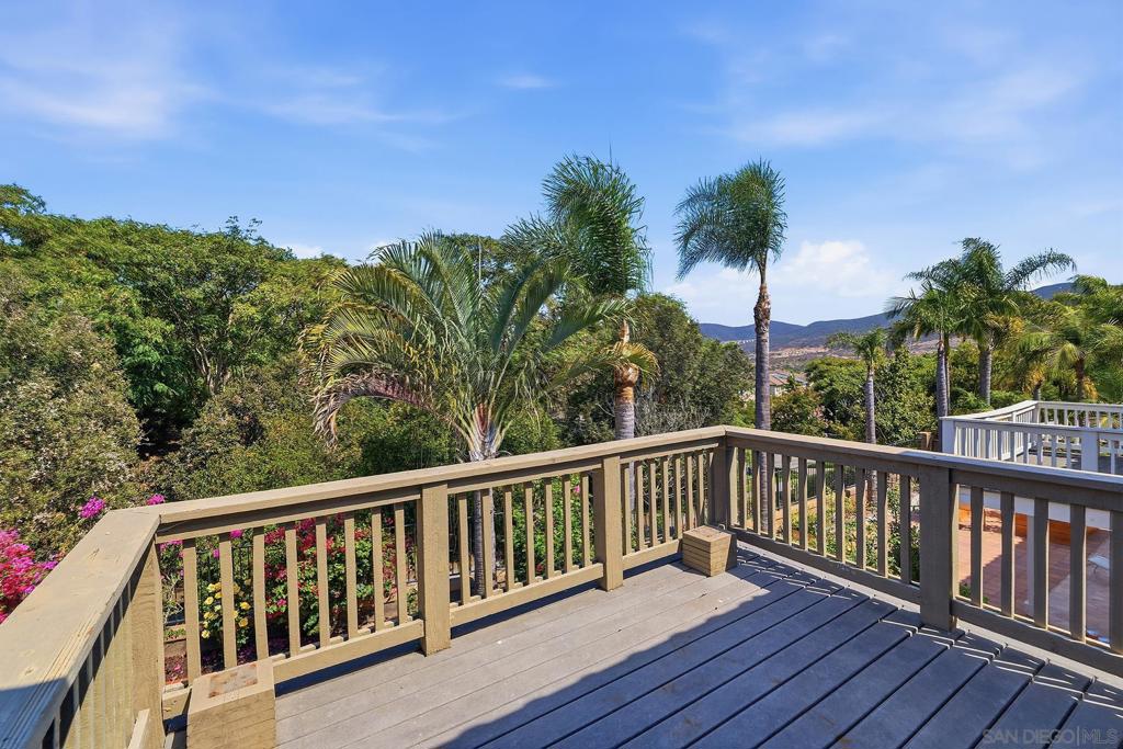 16375 Pinto Ridge Property Photo 27