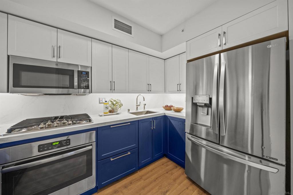 500 W Harbor Drive 318 Property Photo 14