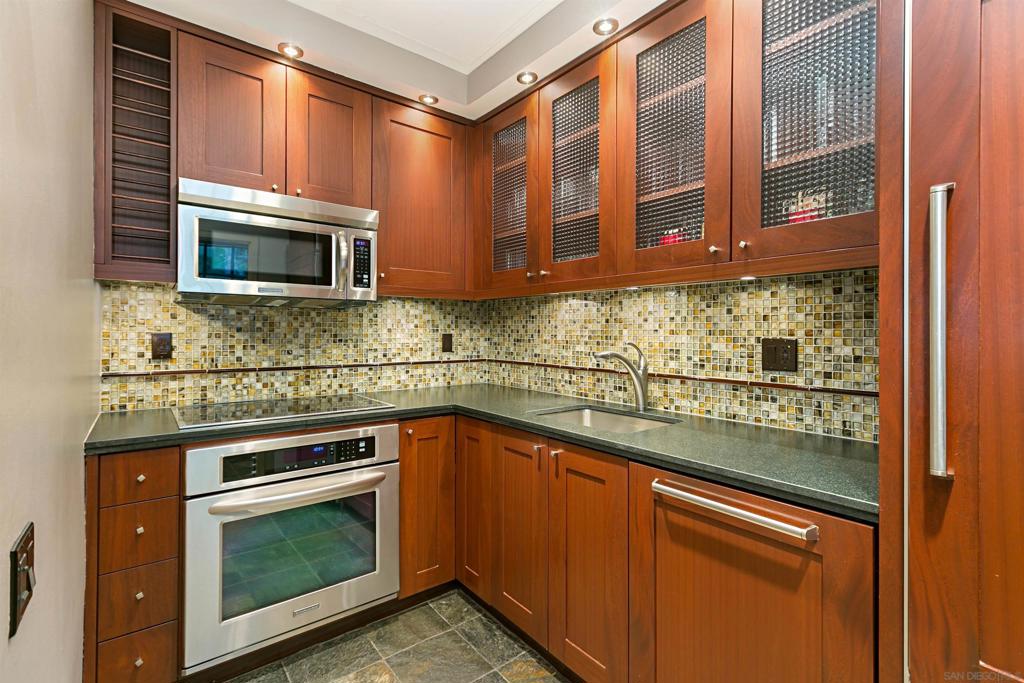 500 W Harbor Drive 318 Property Photo 45