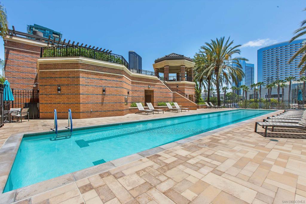 500 W Harbor Drive 318 Property Photo 50