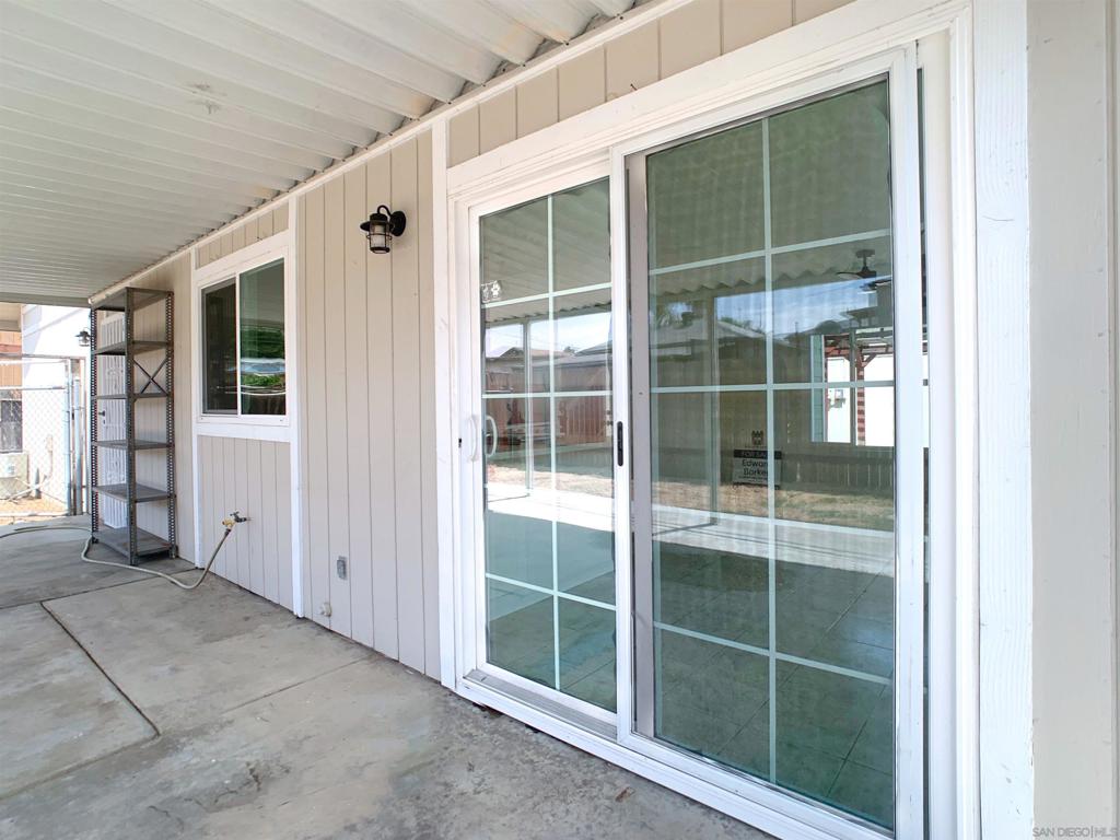 386 90 Richardson Ave Property Photo 39