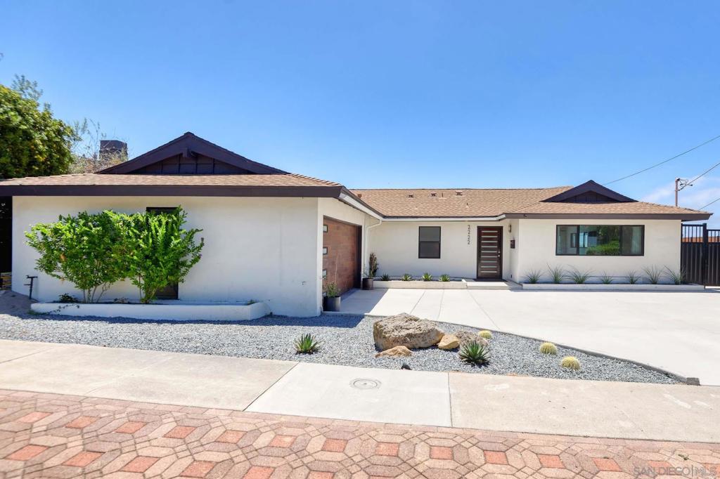 2222 Bahia Dr Property Photo 3