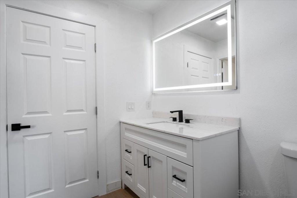 4180 Cleveland Ave Property Photo 11