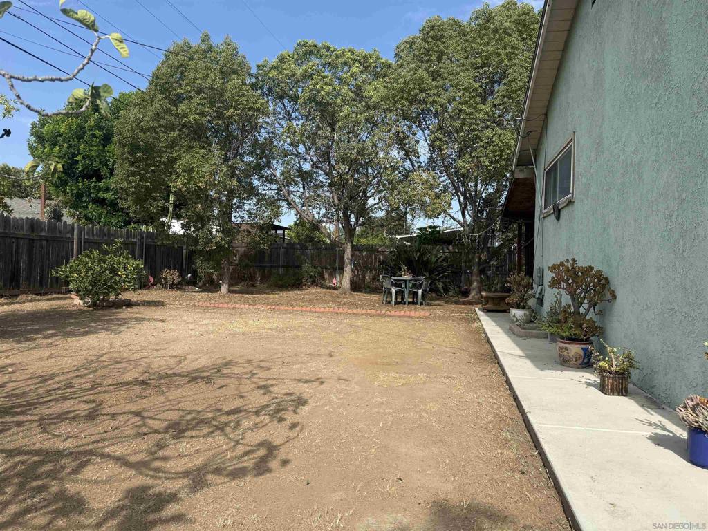 1223 Coral Property Photo 12