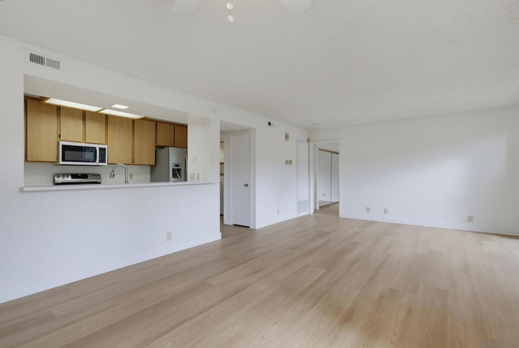 4030 Porte La Paz 90 Property Photo 4