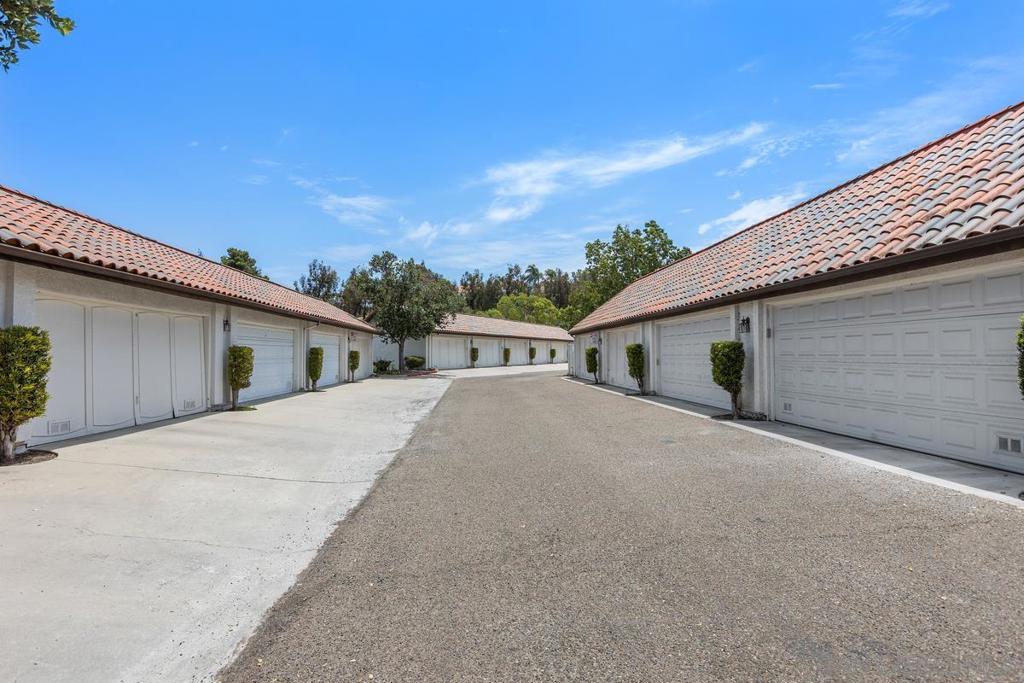 16424 Avenida Venusto E Property Photo 4