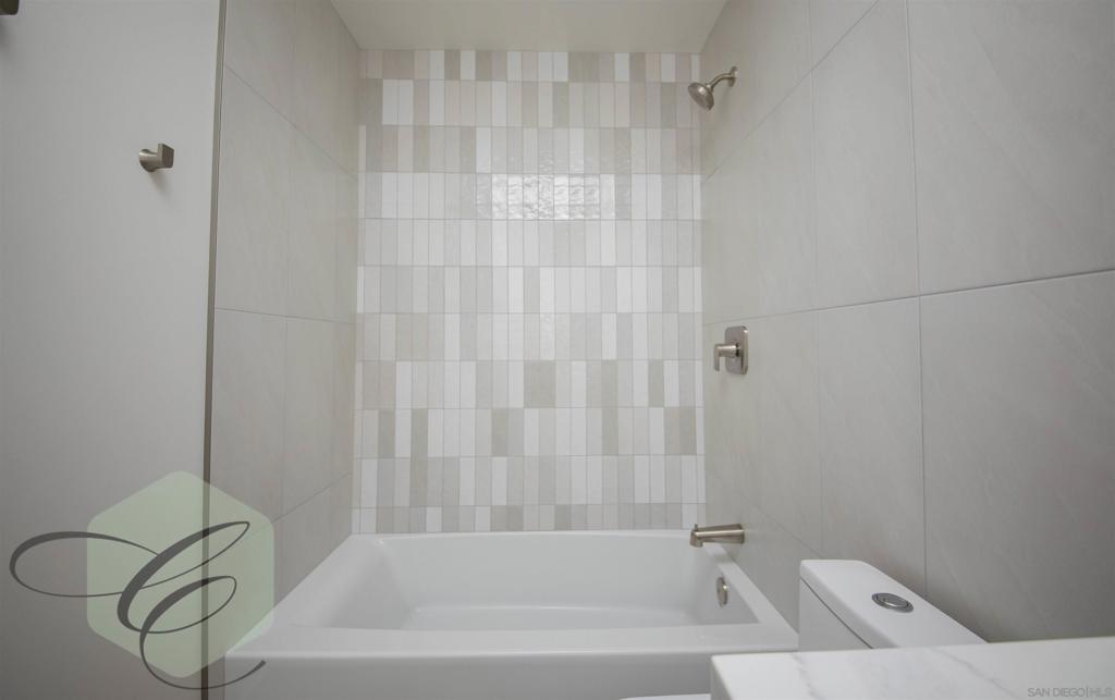 8111 Camino Del Oro Property Photo 15