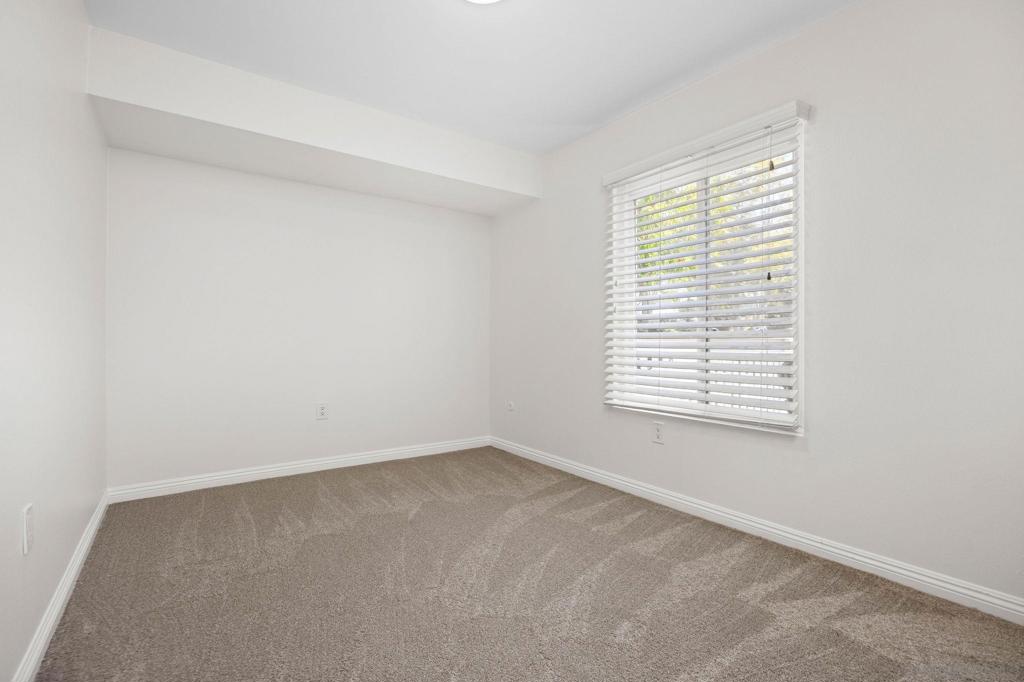 1103 Woodlake Dr Property Photo 22