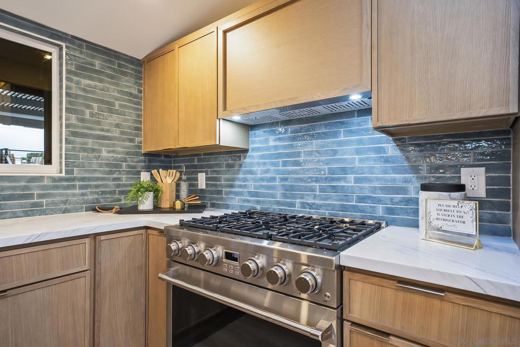 2204 Rosecrans Property Photo 11