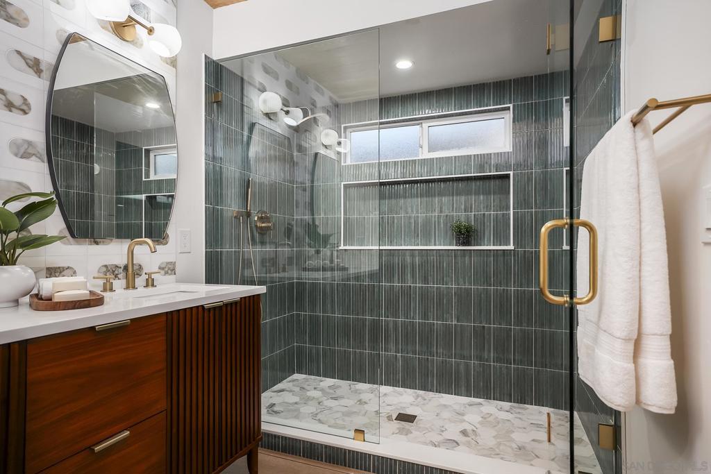 2204 Rosecrans Property Photo 34