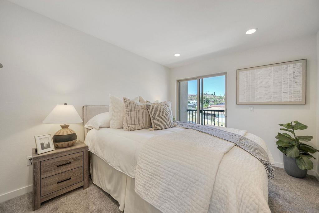 2250 Calle Chanate Property Photo 15