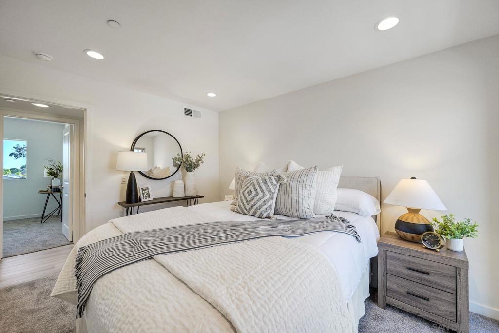 2250 Calle Chanate Property Photo 16