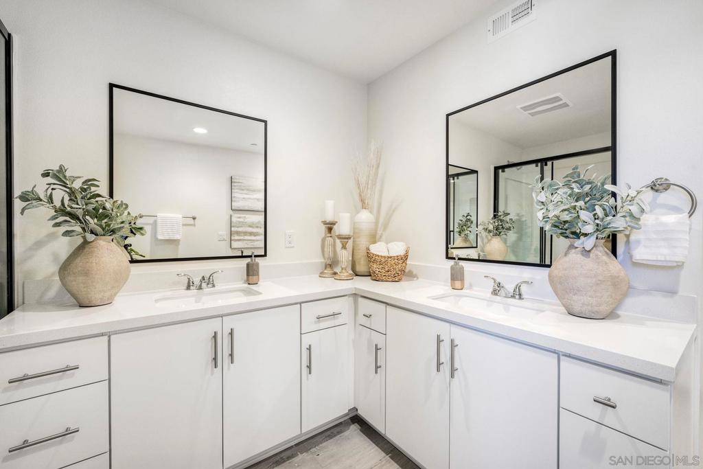 2250 Calle Chanate Property Photo 20
