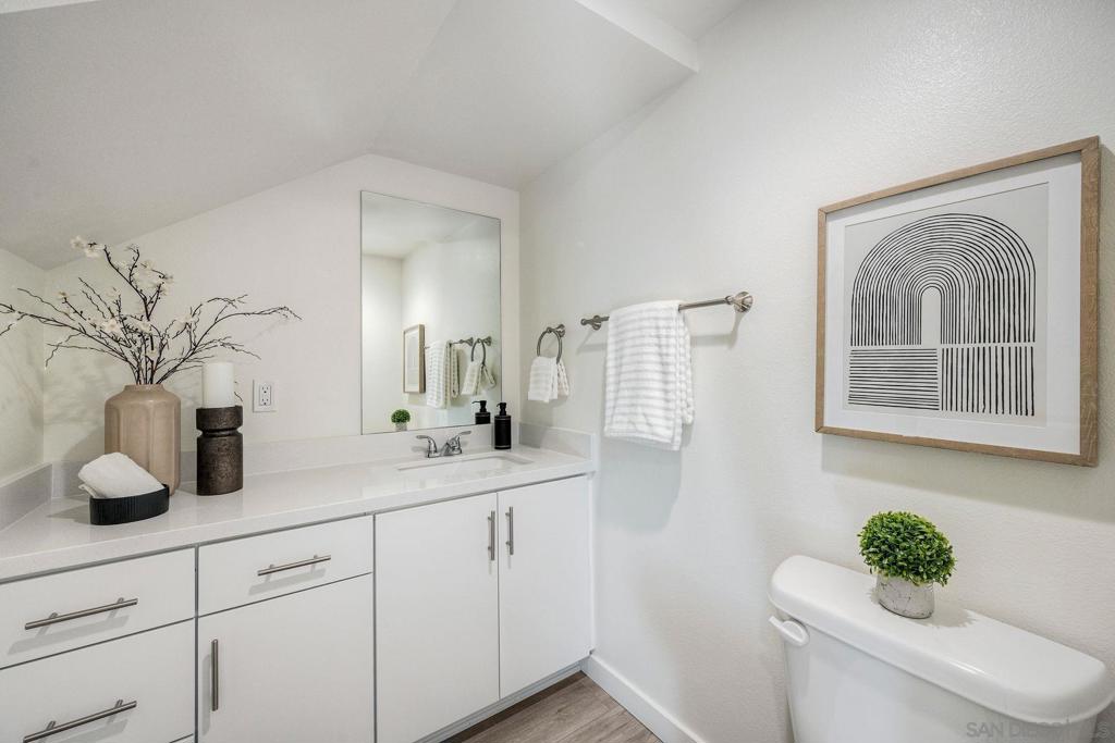 2250 Calle Chanate Property Photo 24