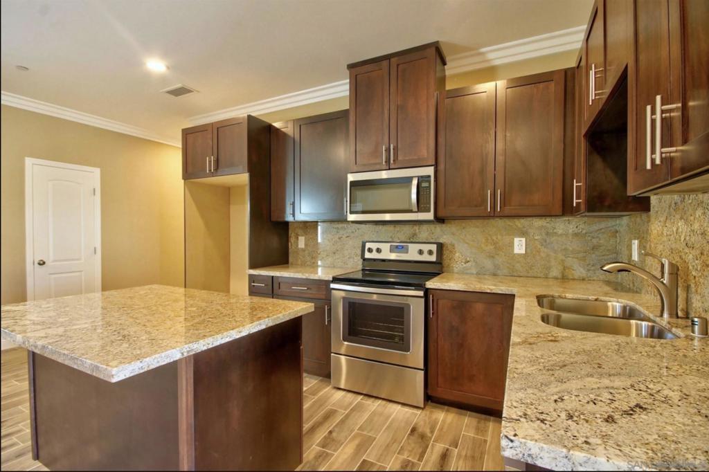 2816 18 D Ave Property Photo 4