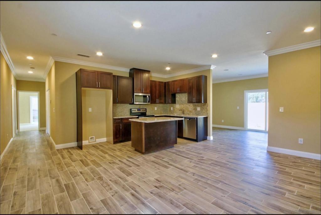 2816 18 D Ave Property Photo 6