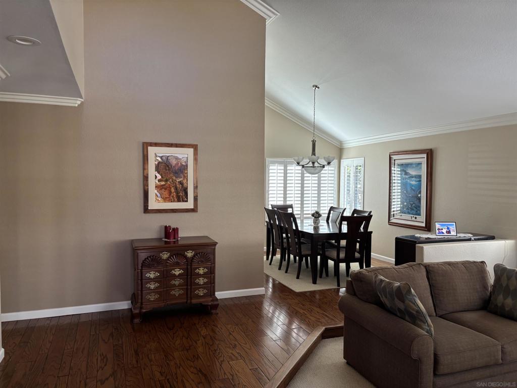 1141 Sundale Rd Property Photo 9