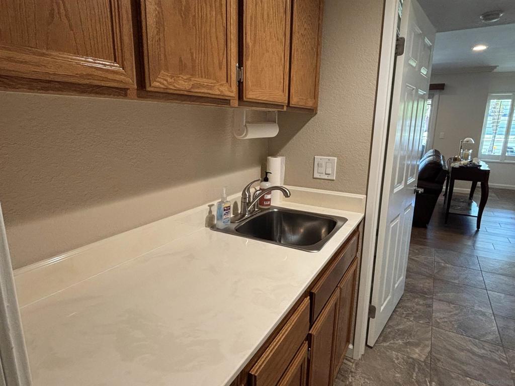 1141 Sundale Rd Property Photo 20