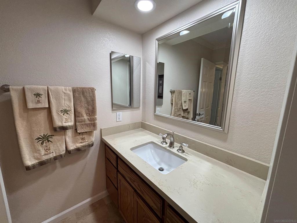 1141 Sundale Rd Property Photo 26
