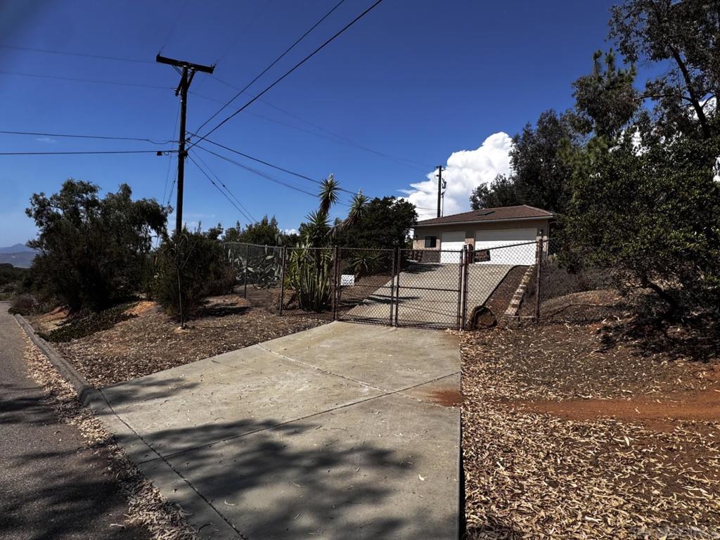260017859SD Property Photo 21