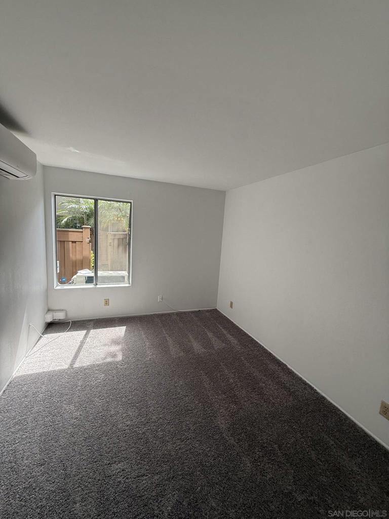 3549 Castle Glen 113 Property Photo 29