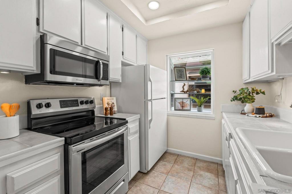 4428 Arizona St 7 Property Photo 10