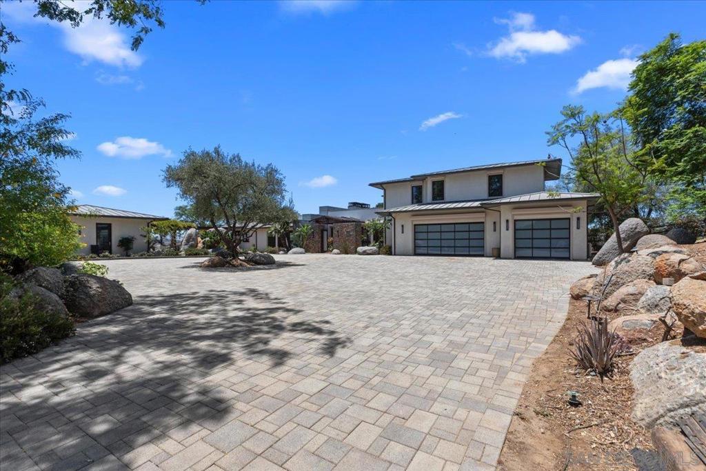 20391 Rancho Villa Property Photo 4
