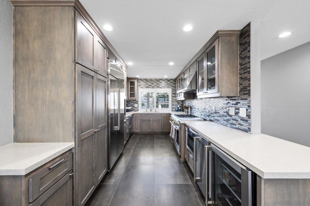 6 Kingston Property Photo 11
