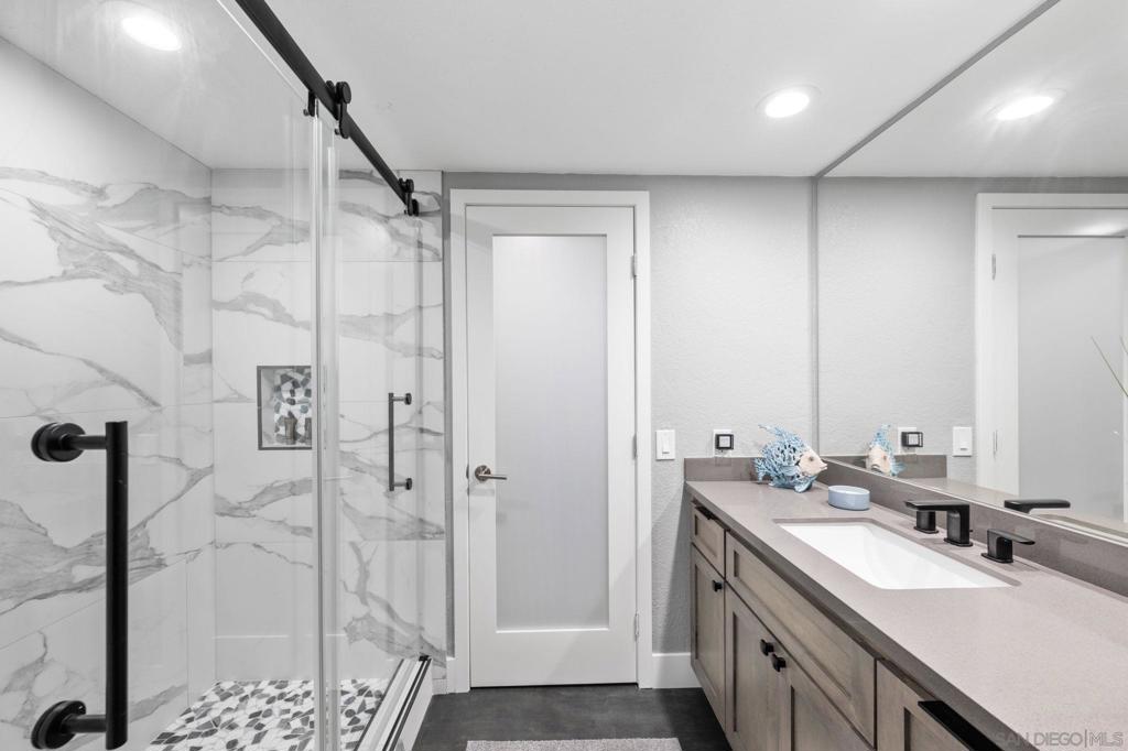 6 Kingston Property Photo 15