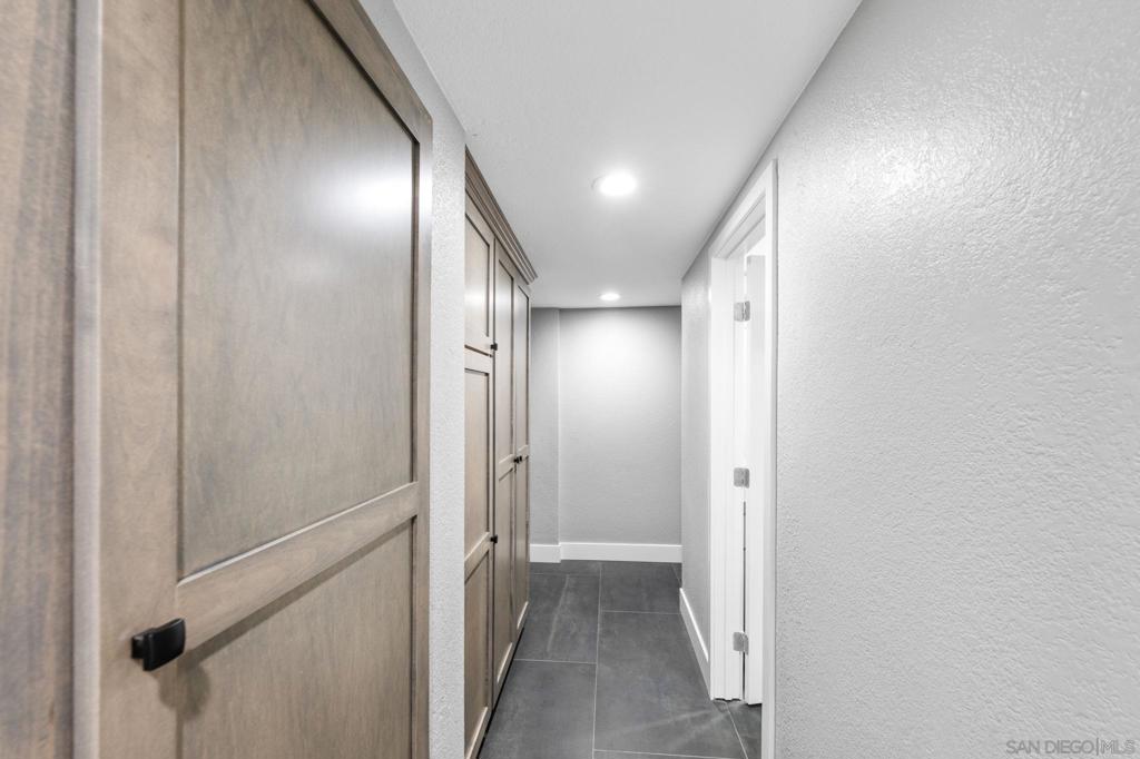 6 Kingston Property Photo 18