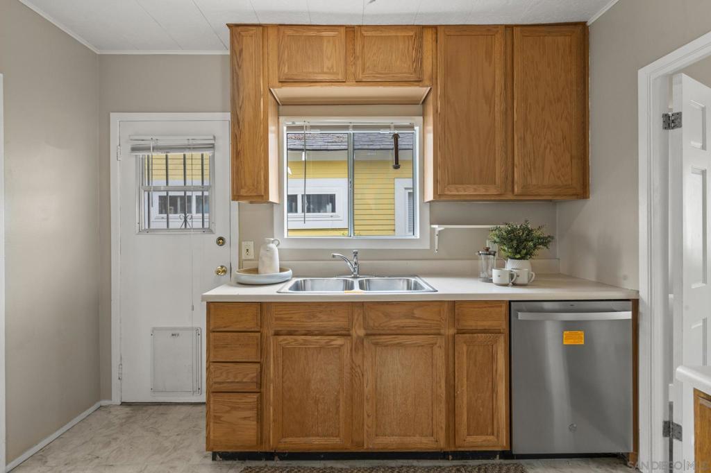278 C Ave Property Photo 7