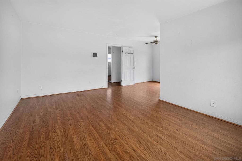 4346 52nd Street 10 Property Photo 2