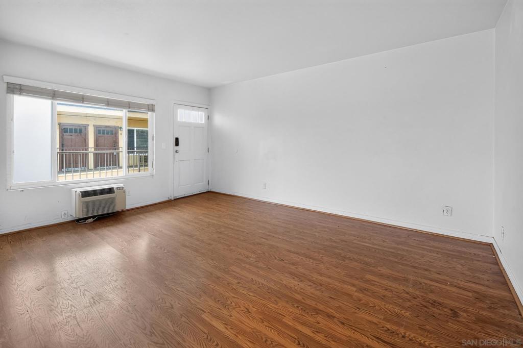 4346 52nd Street 10 Property Photo 4