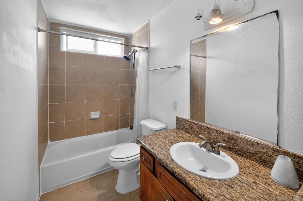 4346 52nd Street 10 Property Photo 24