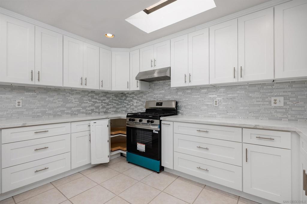 13067 Caminito Mar Villa Property Photo 14