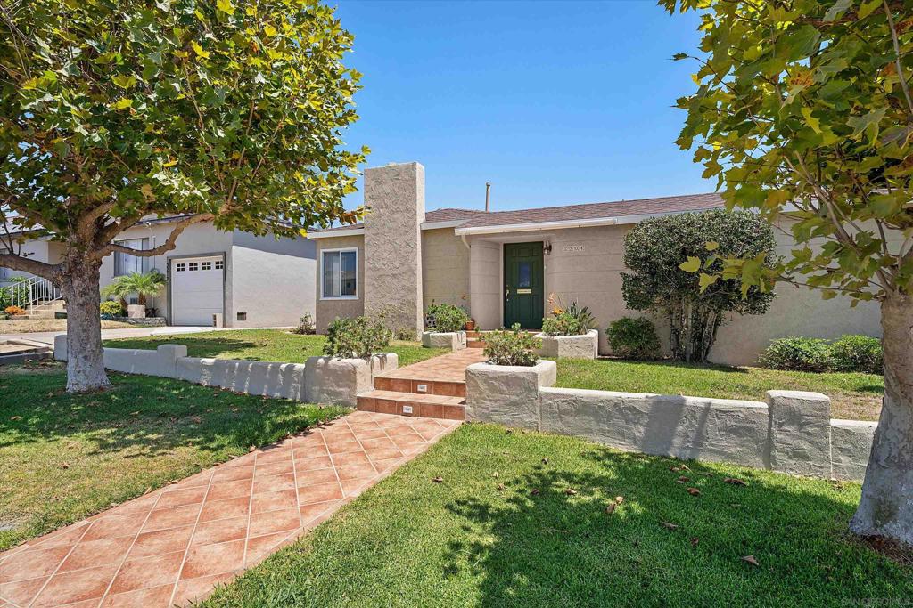 3204 Ingelow St. Property Photo 3