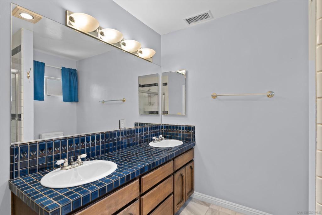 3204 Ingelow St. Property Photo 16