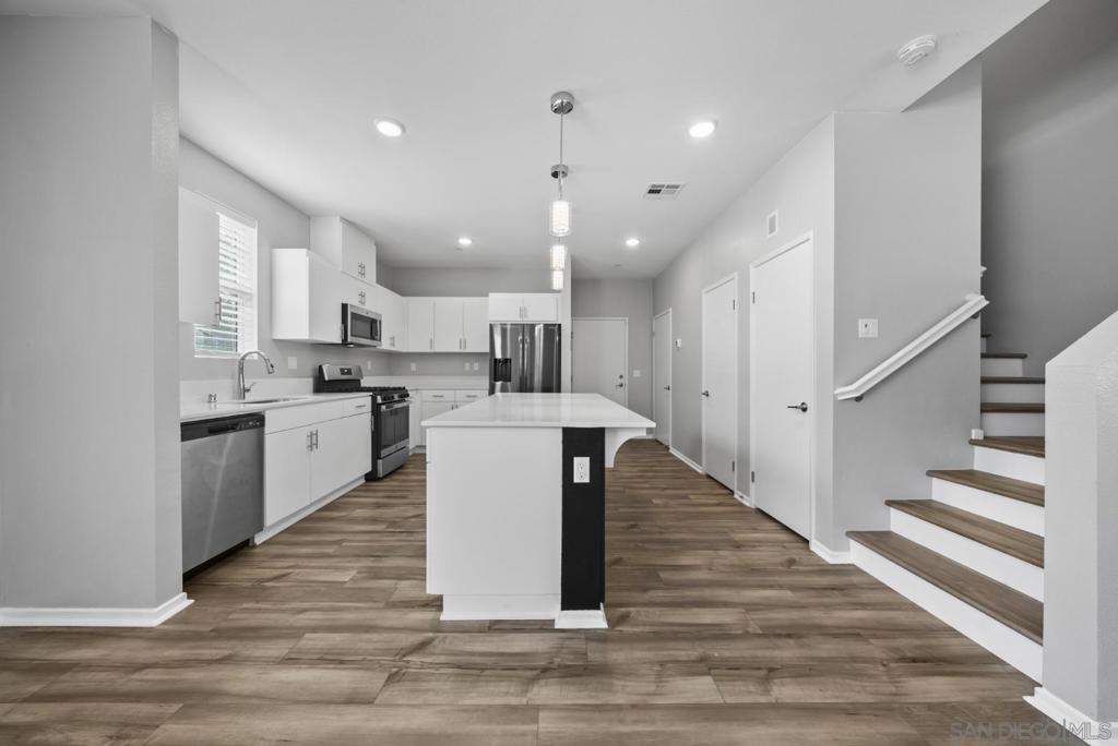 5223 Surfwalk Way 111 Property Photo 6